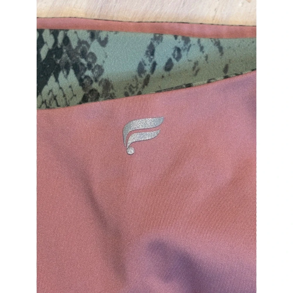 Fabletics Reversible Sports Bra Green Snakeskin Mauve Pink L Yoga Athleisure